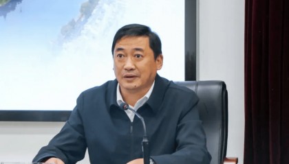 担任5个职务的伍春宏,已任安徽黄山市人大常委会党组书记