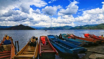 去云南玩报团好还是自由行好?去云南旅游报团和自由行哪个好?