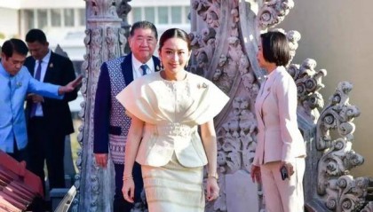 深挖 | 即将访华的泰国总理佩通坦,是他信女儿,也是“泰国第一名媛”