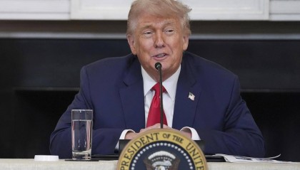 不按套路出牌!微妙关头,中国突然换将,将了美国人一军,对外释放信号非同寻常