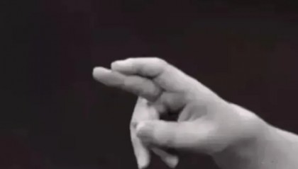 少林金铲指：专练掌指端刺劲