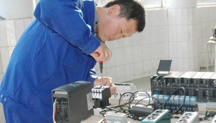 个人/新手怎么考电工证(个人如何报名)