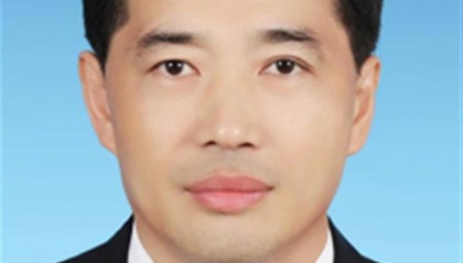 极目政情|市长王启荣主动投案，6天前还在主持会议