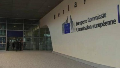 法国总理:欧洲必须为可能与美发生贸易战做好准备