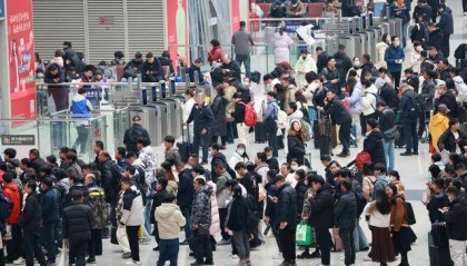 2025年春运收官在即 郑州东站迎来返程高峰