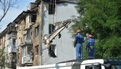 乌克兰首都再遭大规模空袭 泽连斯基呼吁增加对乌军援