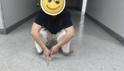 江西一新娘金手镯婚前被堂嫂掉包成铜手镯,堂嫂事后还淡定去吃席,目前已被采取刑事强制措施