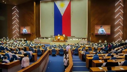 菲国选举反转，老杜发死亡威胁，女儿连夜离国，马科斯要倒大霉了