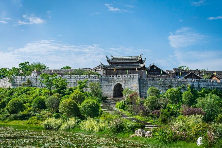 贵州旅游跟团游靠谱么贵州私人靠谱导游推荐