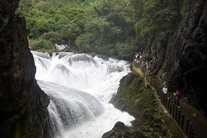 5.1贵州旅游跟团游靠谱么贵州私人靠谱导游推荐