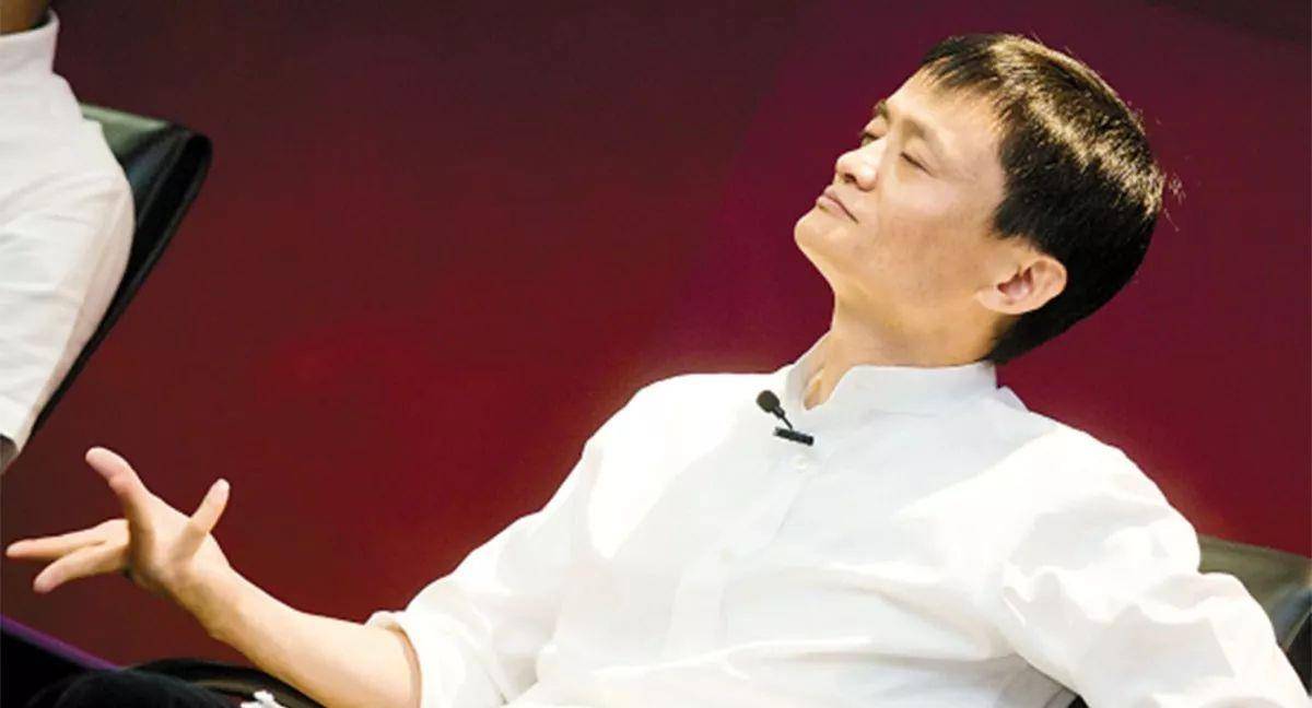 他负债1.1万亿，每天光利息就上亿，是全世界负债“最多”的人