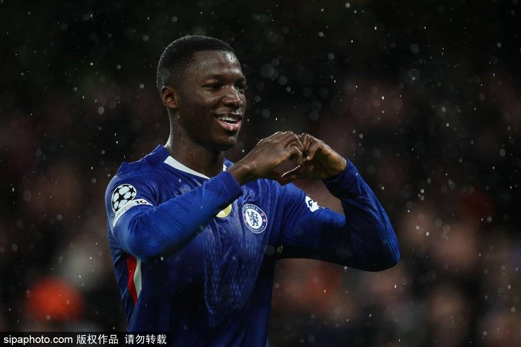 观战台:利物浦战苦主+阿森纳争八连胜 拜仁冲14连胜